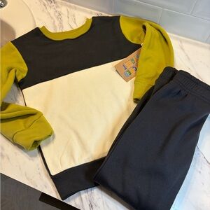 Colorblock Sweatshirt and Pants‎ Set